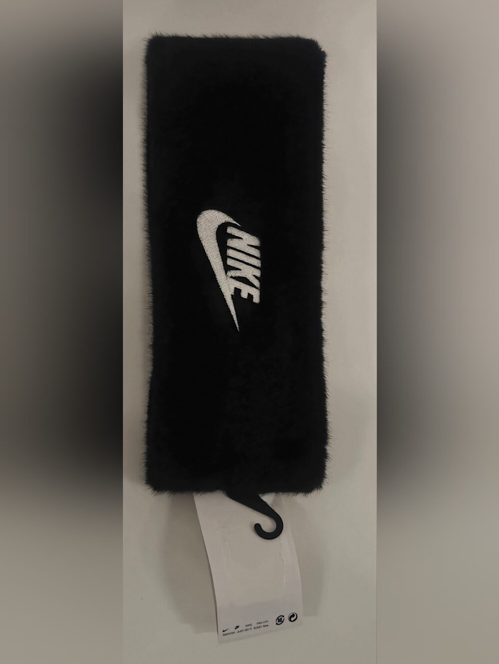 Nike Women’s Fleece Headband Black Soft Warm Winter Athletic Hair Band NWT